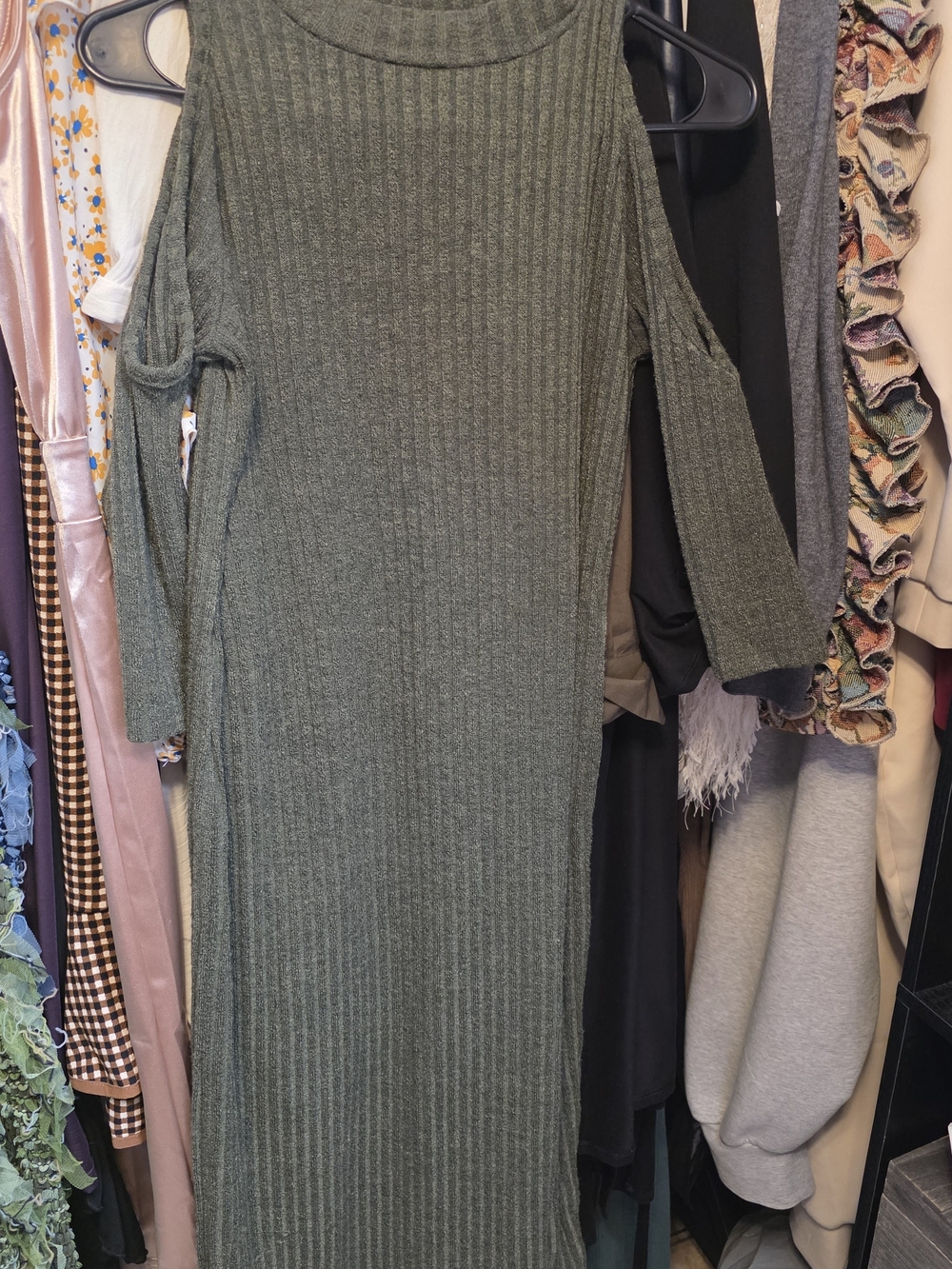 Women’s Olive Green Ribbed Cold-Shoulder Knit Dress